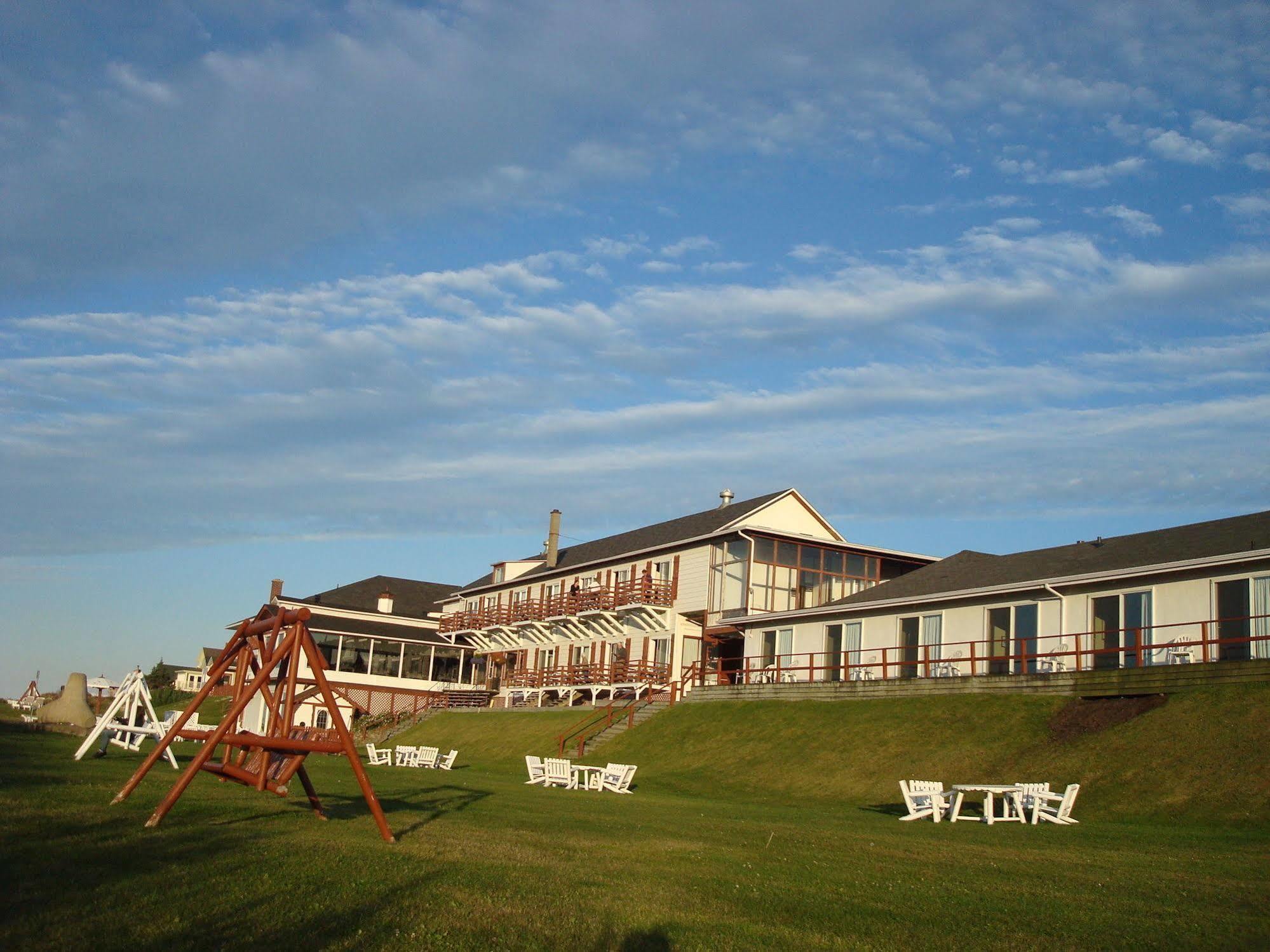 Hotel Motel Belle Plage Matane Exterior foto