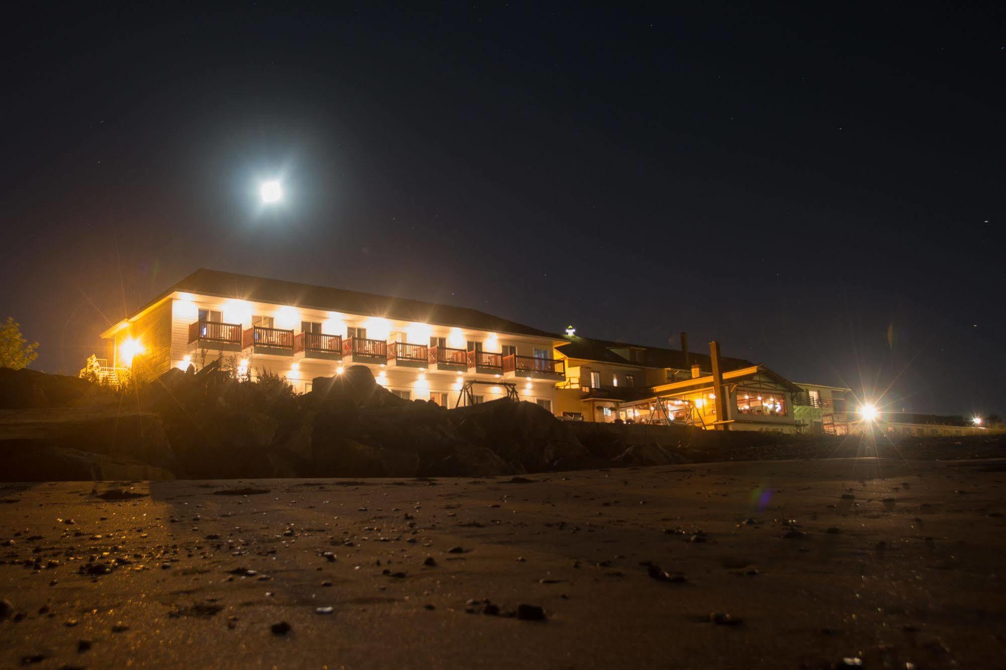 Hotel Motel Belle Plage Matane Exterior foto